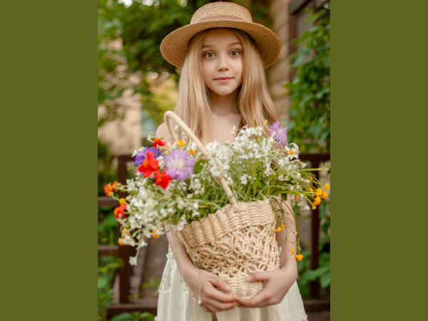 Plantable Wildflower seed paper. Leaf Shape. Plastic Free Party Bag Fillers. Eco- Friendly Party Favour. - Image 6